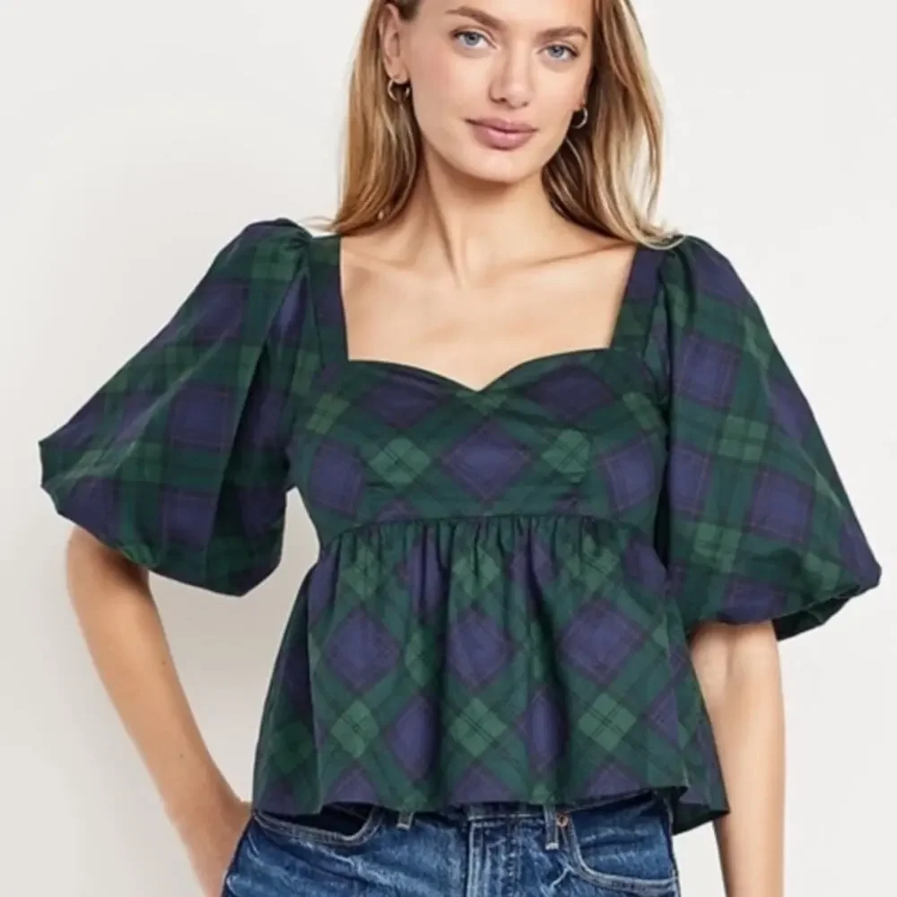 Old Navy green plaid Puff-Sleeve Plaid Poplin Peplum Top